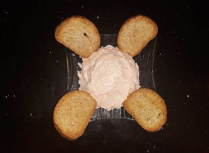 Una foto de Paté casero de cangrejo y Anchoa