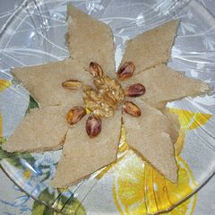 A picture of Royal Coconut Halwa Diamonds.