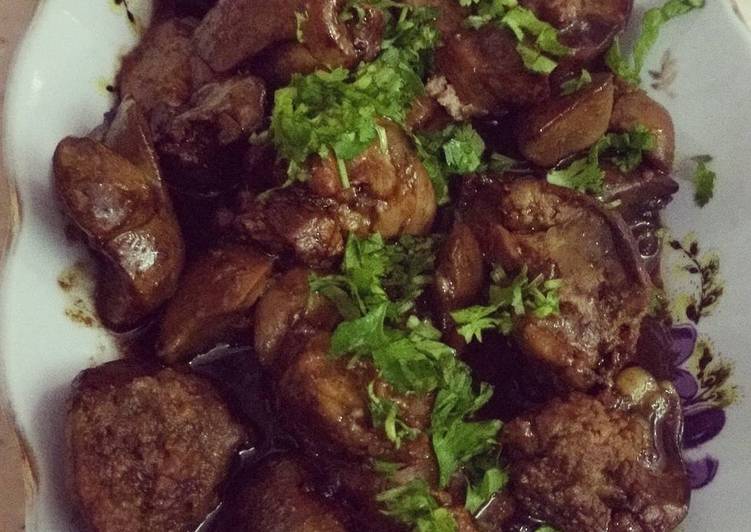 كبدة الدجاج بدبس الرمان