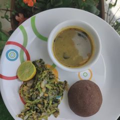 A picture of Ragi Mudde.
