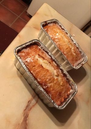 A picture of Lemon Pound Cake.