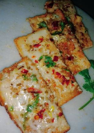 A picture of Garlic bread.