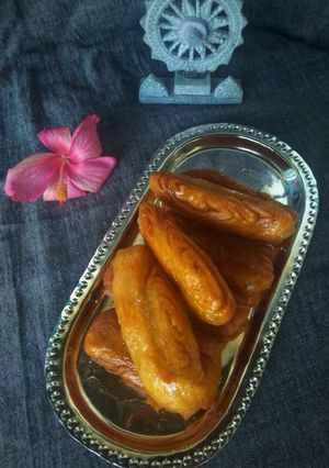 খাজা(khaja recipe in Bengali) রেসিপির প্রধান ছবি