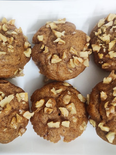 வால்நட் கப் கேக் (Walnut cup cake recipe in tamil) செய்முறை முக்கிய புகைப்படம்