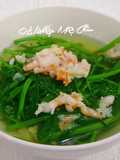 Canh rau muống nấu tôm