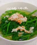 Canh rau muống nấu tôm
