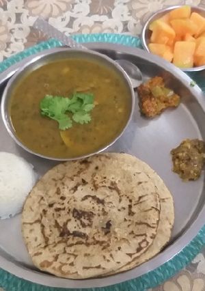 A picture of Mirchi ki dal jawari ki Roti theccha.