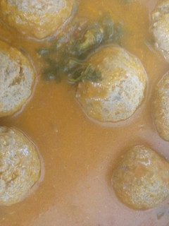 Una foto de Albóndigas con queso oaxaca a la Mario, s