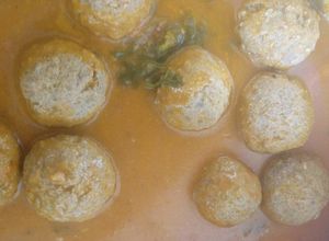 Una foto de Albóndigas con queso oaxaca a la Mario, s
