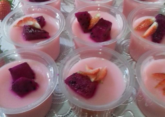 Cara Gampang Menyiapkan Silky Puding Strawberry yang Lezat Sekali