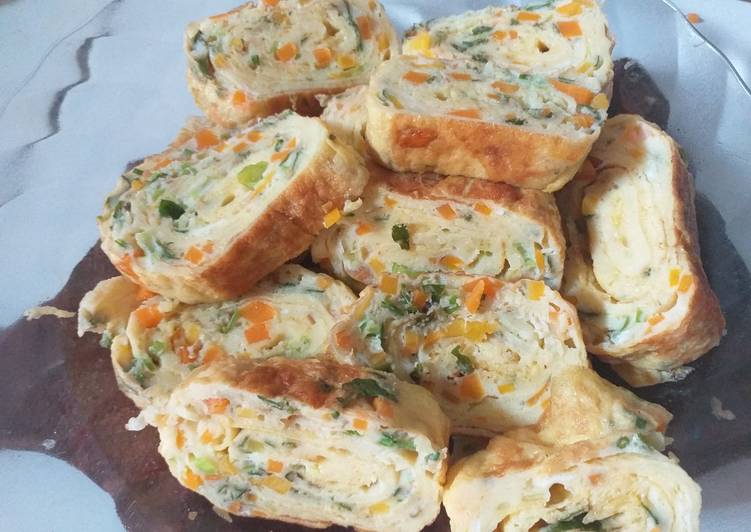 Tamagoyaki (telur gulung sayur)