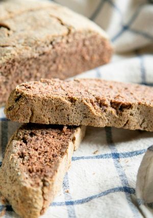 Gyors kenyér recept (glutén-, élesztő-, cukor- és tejmentes) recept fotója