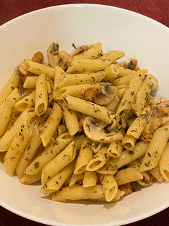 A picture of Mushroom penne pasta.