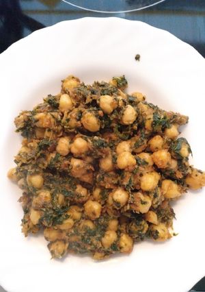 Una foto de Garbanzos con Espinacas