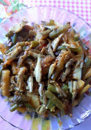 মলা মাছের চচ্চড়ি রেসিপির প্রধান ছবি