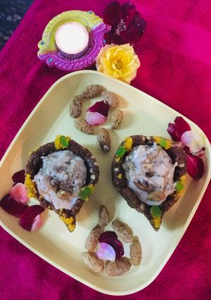 A picture of Rabri Vermiselli in Choco Mawa Diyas.