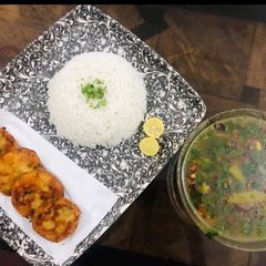A picture of Mini Potato and chicken Cutlets.