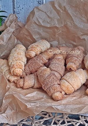 Mini kürtöskalács kiflik recept fotója