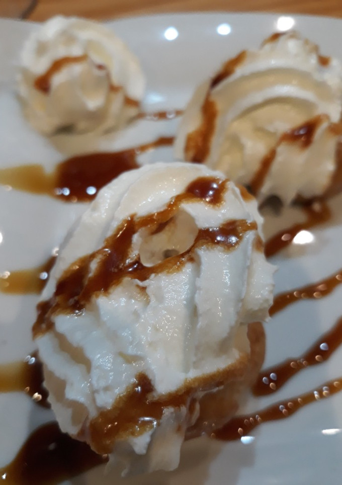 Una foto de Merengues con caramelo