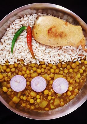 ঘুগনি (ghoogni recipe in Bengali) রেসিপির প্রধান ছবি