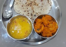 Arbi Masala Fry with jowar roti and dal