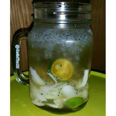 A picture of Es Kelapa Kw Selasih.