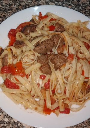 صورة لوصفة فيوتشيني بكبد الفراخ والفلفل 🍝