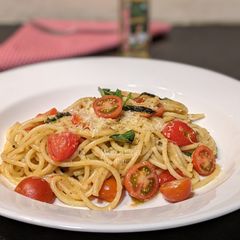 A picture of Aglio e Olio.
