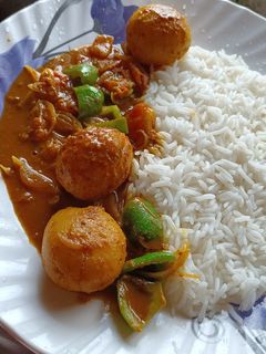 ডিমের ডালনা(Dimer dalna recipe in Bengali) রেসিপির প্রধান ছবি