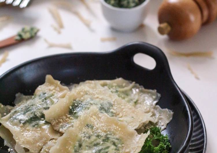 Ravioli (isi Bayam dan Keju Ricotta)