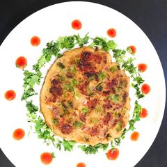 A picture of Aate ka uttapam.