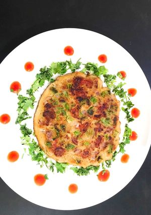 A picture of Aate ka uttapam.