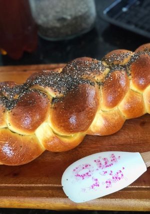 A picture of Sourdough Challah.
