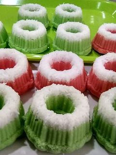 Foto resep 22. Kue Putu Ayu Super Lembut Enak Pake Banget