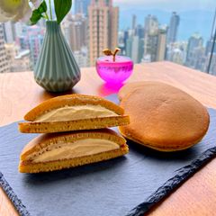 A picture of Custard Cream Dorayaki.