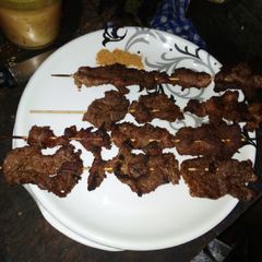 A picture of Tsire.