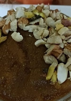 बेसन का हलवा (Besan ka halwa recipe in hindi) रेसिपी मुख्य फोटो