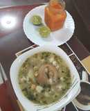 Caldo de patas de res