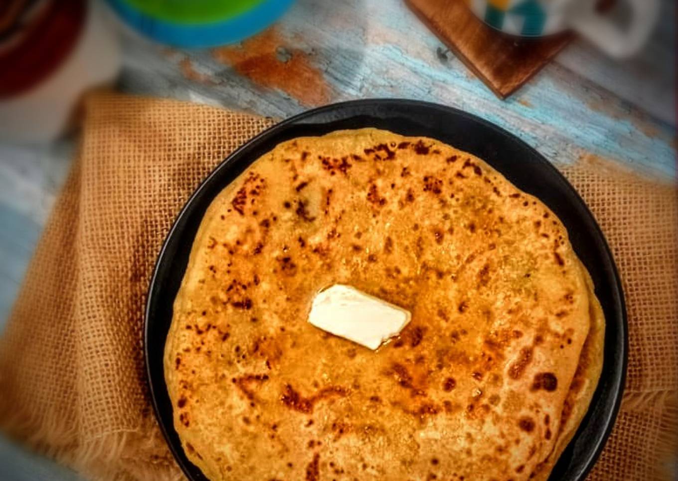 Aloo-pyaz ka paratha