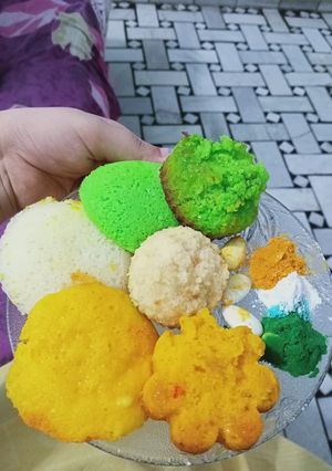 A picture of Coloured Idli.