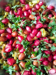 ભેળ (Bhel Recipe In Gujarati) રેસીપી મુખ્ય ફોટો
