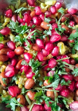 ભેળ (Bhel Recipe In Gujarati) રેસીપી મુખ્ય ફોટો
