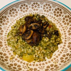 A picture of Mushrooms Spinach Barley Risotto.