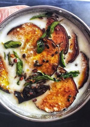 A picture of Dahi baingan.