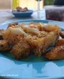Arroz frito con pinchos morunos y huevos de codorniz