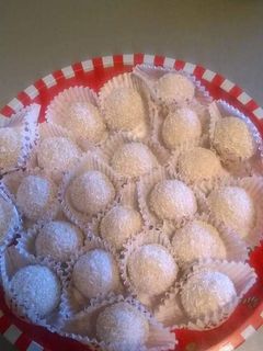 O poză a rețetei Bomboane Raffallo.