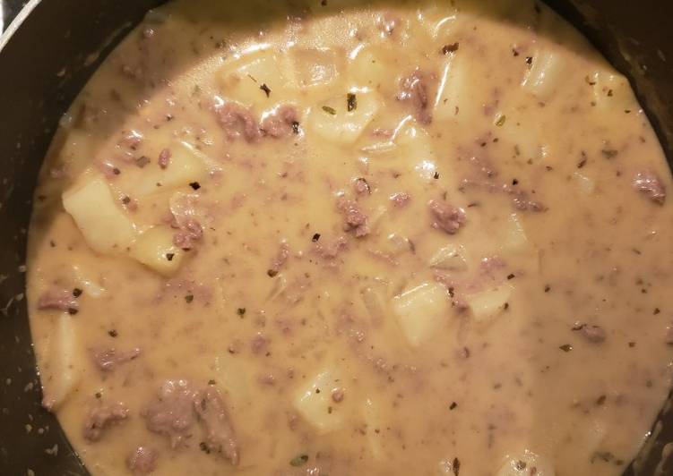 Recipe of Tasty Cheeseburger soup