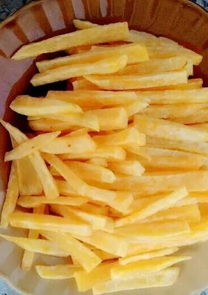 A picture of French fries🍟.