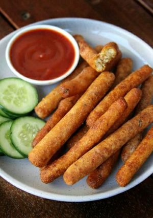 A picture of Aloo suji finger .