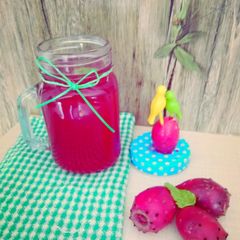 A picture of Prickly pear fruit juice.